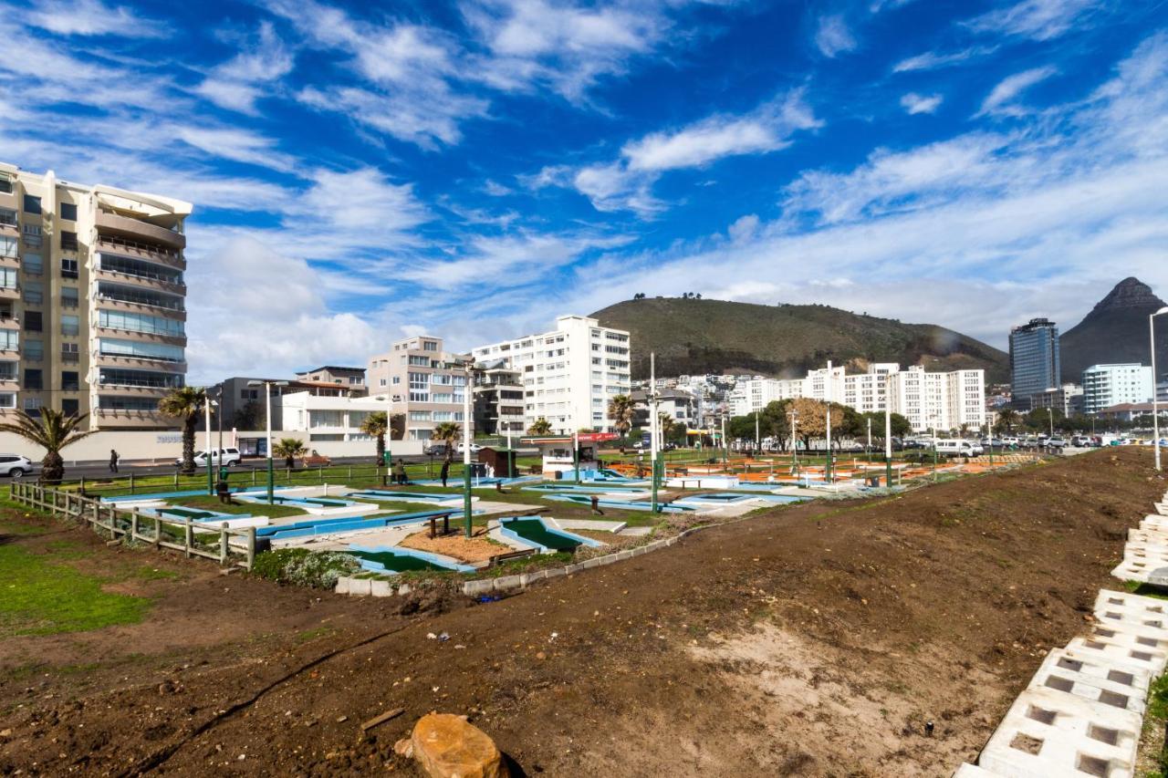 102 Marvol - Beautiful Modern Sea Point With Parking *